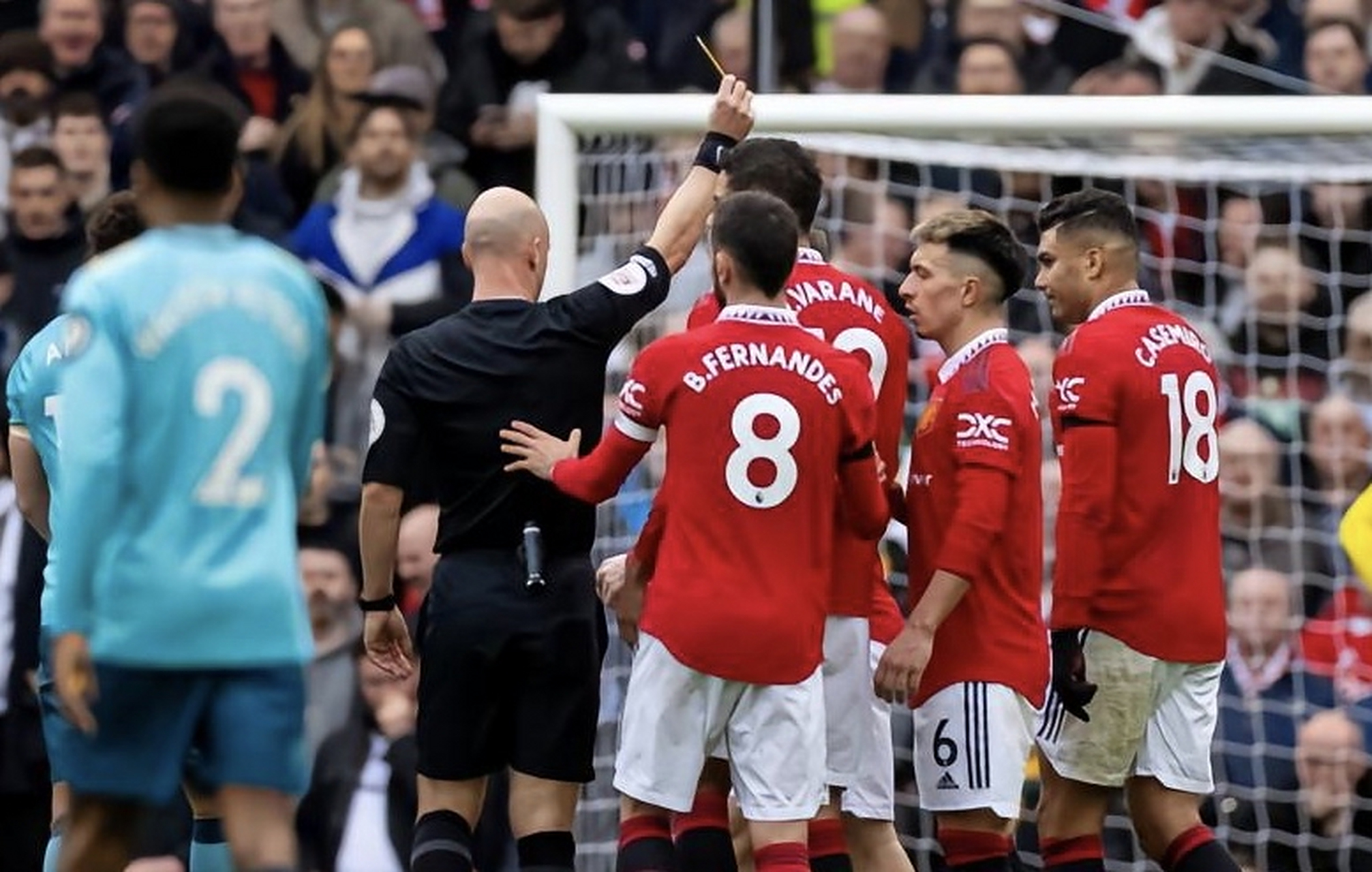 多特蒙德遭遇争议判罚，裁判组回应：执法公正，你们而且.